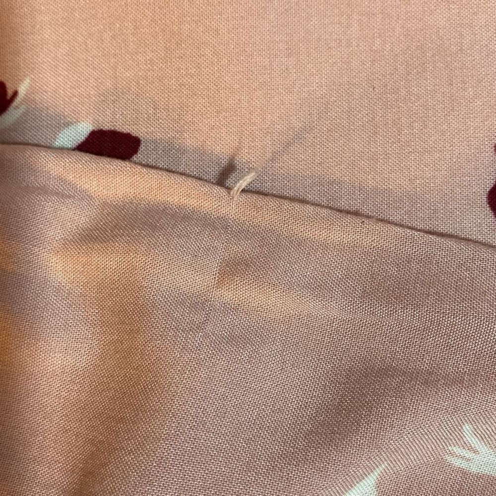 C‎ & C California Pullover Pink Floral Size Small Long Sleeve Blouse - Picture 11 of 11